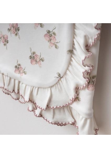 Zarif Ortanca Çiçek Desenli Kendinden Eldivenli Bebek Tulumu ve Yumuşacık Battaniye Seti