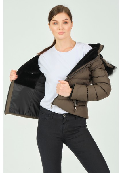 BESTE KADIN MONT BESTE Çıkabilir Kapüşonlu Kürk Astarlı Şişme Kadın Mont modelleri