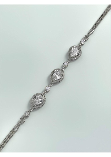 ANKAMUCEVHERAT Işıklı Kutuda 925 Ayar Gümüş Damla Bileklik Kadın indirimleri