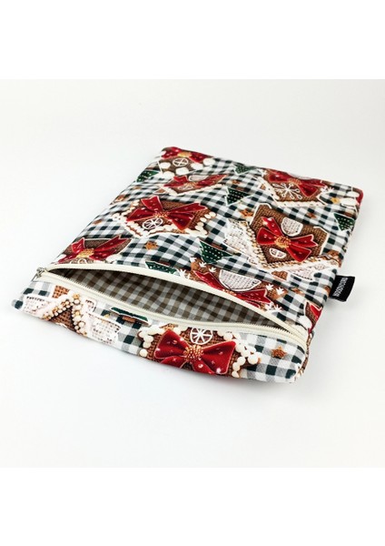 El Yapımı 3D Kurabiye Ev Kitap ve Tablet Kılıfı (21X27 Cm) modelleri