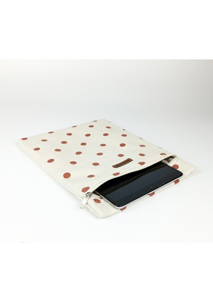 El Yapımı Puantiye Desenli Kitap ve Tablet Kılıfı indirimleri