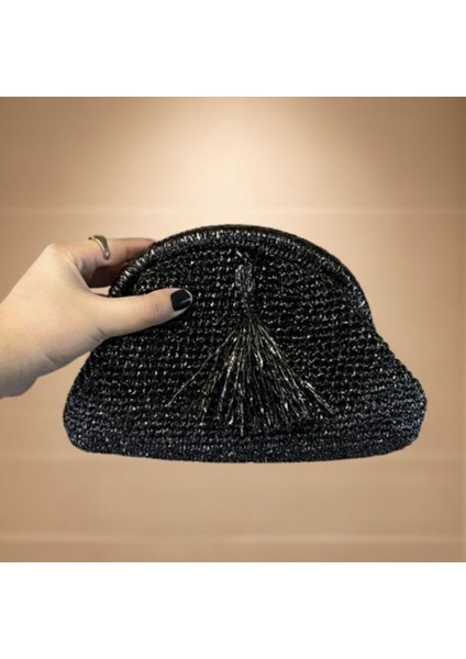 1169 El Yapımı Püskül Detaylı Siyah Burslu Çanta / 14 x 23 cm