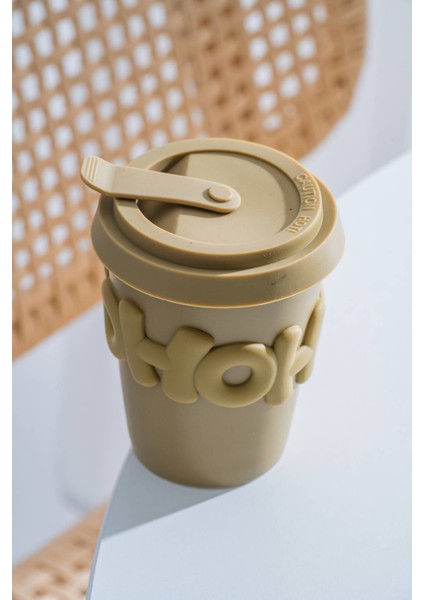 Ruby Silikon Kapaklı Porselen Kupa Yeşil - 380 ml