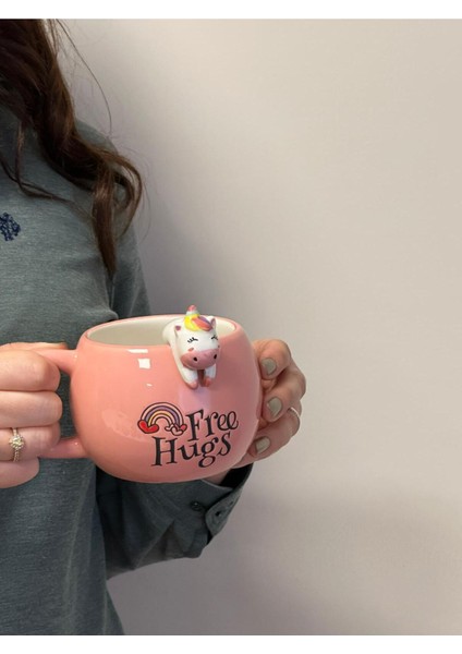 3D Sarkan Sevimli Hayvan Figürlü Seramik Kupa