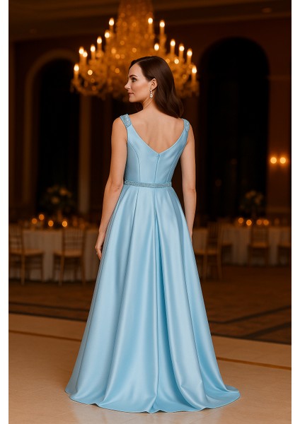 Abiye Elbise Boncuk Detaylı Bebek Mavisi Saten Bulava Abiye Elbise 44260BM