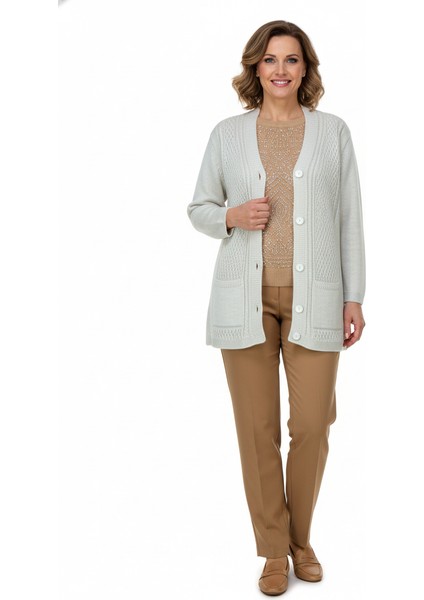 Kadın Kışlık Triko Hırka Çift Cepli Esnek Önü Düğmeli Klasik Örgü Doku Motifli