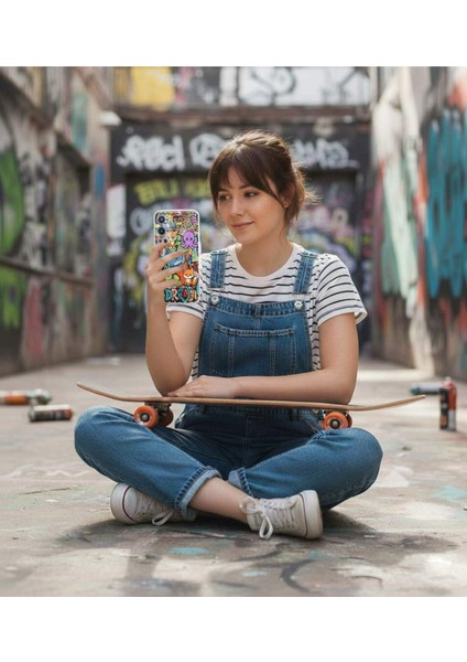 iPhone 6 Plus ile Uyumlu Grafiti Mini Tasarımlı Şeffaf Silikon Kılıf