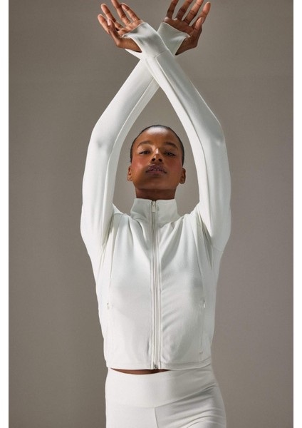 Slim Fit Dar Kesim Dik Yaka İçi Yumuşak Tüylü Hırka G5128AX25AU modelleri