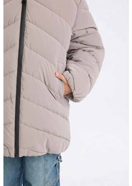 Kız Çocuk Su Geçirmez Kapüşonlu Parka C8520A824AU fırsatları