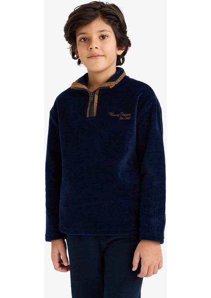 Erkek Çocuk Yarım Balıkçı Yaka Fermuarlı Nakışlı İçi Yumuşak Tüylü Polar Sweatshirt G3670A825CW modelleri