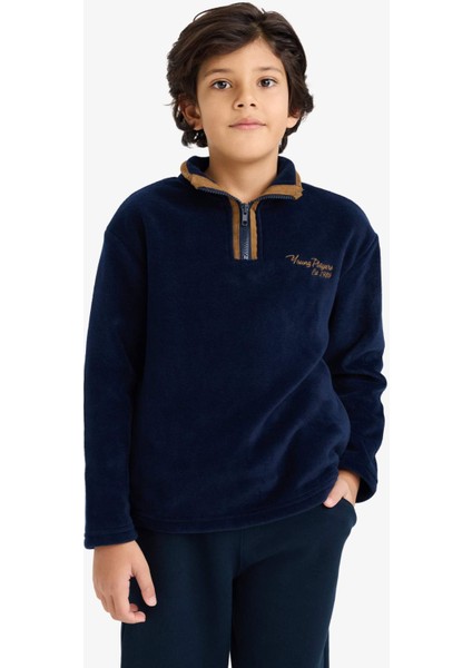 Erkek Çocuk Yarım Balıkçı Yaka Fermuarlı Nakışlı İçi Yumuşak Tüylü Polar Sweatshirt G3670A825CW indirimleri