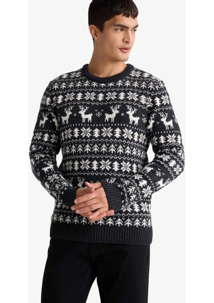 Yılbaşı Temalı Standart Fit Triko Kazak G1047AX25WN modelleri