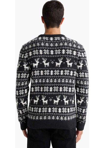 Yılbaşı Temalı Standart Fit Triko Kazak G1047AX25WN