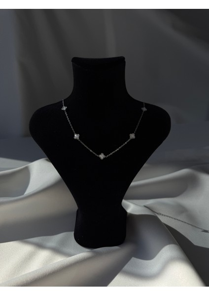 Çelik Beyaz Küçük Dört Yaprak Figürlü Şans Kolye Silver Renk