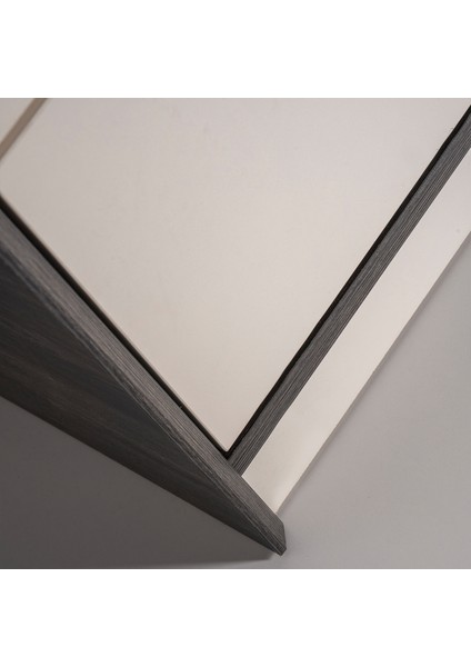 Ege 3 Kapaklı Dolap