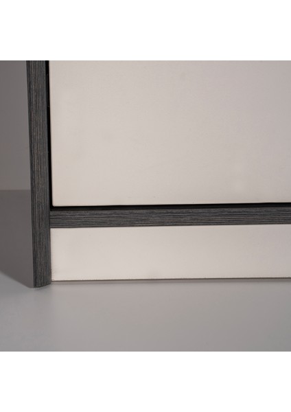 Ege 3 Kapaklı Dolap