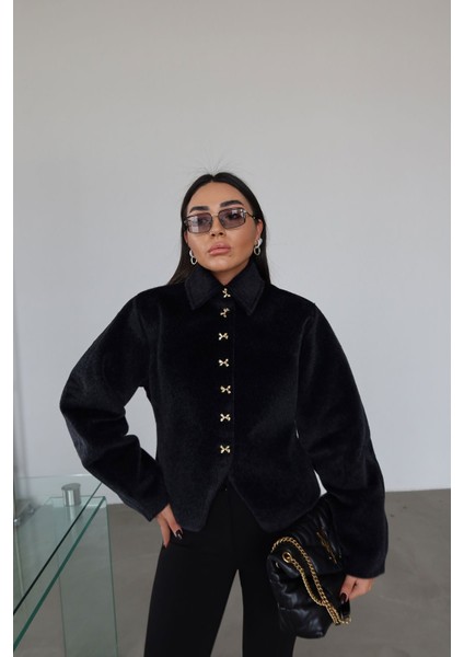 Aksesuar Düğmeli Kendinden Şallı Premium Ceket fiyatları