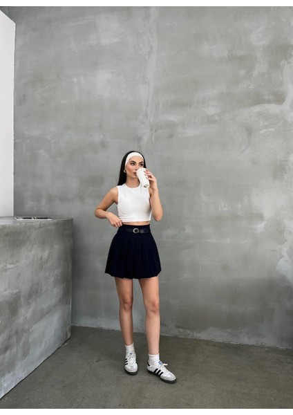 Duble Kumaş Pileli Şort Astarlı Kemerli Siyah Mini Etek indirimleri