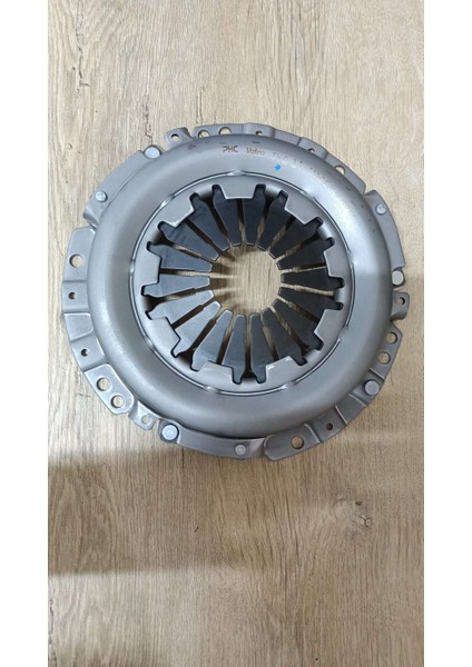 TY100-H 3121052130 / 3125052120 Debriyaj Seti Corolla 10=> / Aurıs / Yarıs 06-11 / 13=> / 1nr-Fe / 1.33 / Manuel 6 Vites / Rulmansız | modelleri