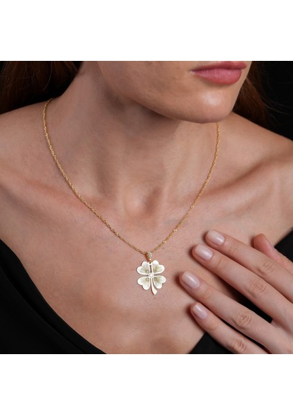 Yonca Yapraklı Altın Kaplama Kolye KLY41 fırsatları