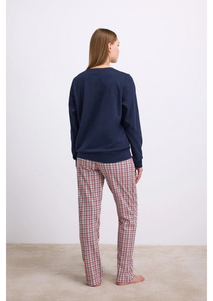 - Rahat ve Şık %100 Pamuklu Uzun Kol Sweatshirt ve Ekose Pantolon Pijama Takımı fiyatları