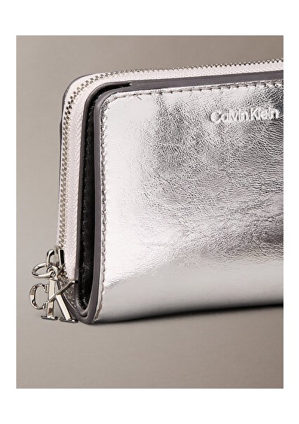Ck Metalik Flap Fermuar Detaylı Cüzdan fırsatları