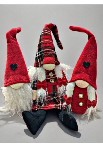 Yılbaşı Peluş Cüce 3’lü Set – 36 cm & 46 cm – Kırmızı ve Kareli Dekoratif Noel Cücesi (Kod:peluş6) fiyatları