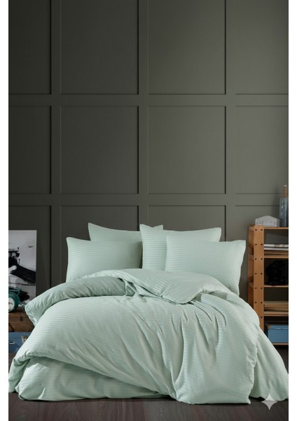 Çizgili Delux Pamuk Saten Çift Kişilik Nevresim Takımı