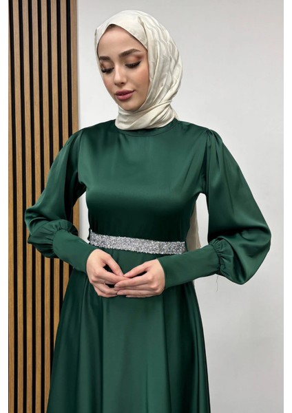 Bel Taş Detaylı Kolu Manşetli Abiye- Zümrüt modelleri