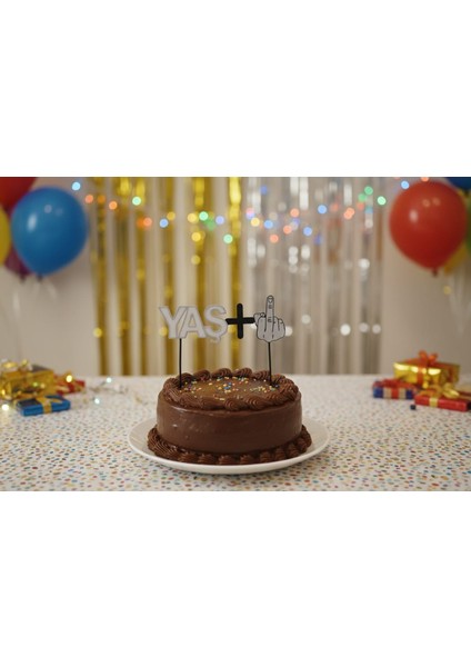 Komik Orta Parmak Pasta Süsü Her Yaşa Özel modelleri