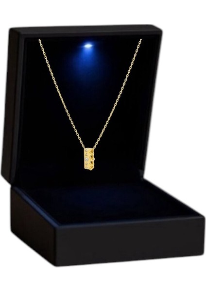 Işıklı Kutuda 925 Ayar Gümüş Taç Charm Gold Kolye Kadın