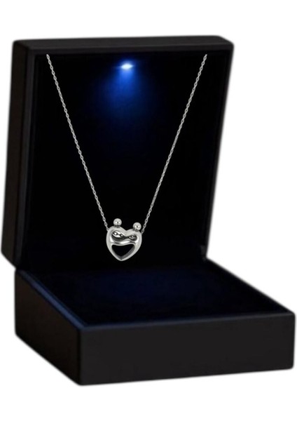 Işıklı Kutuda 925 Ayar Gümüş Kalp Charm Kadın Kolye