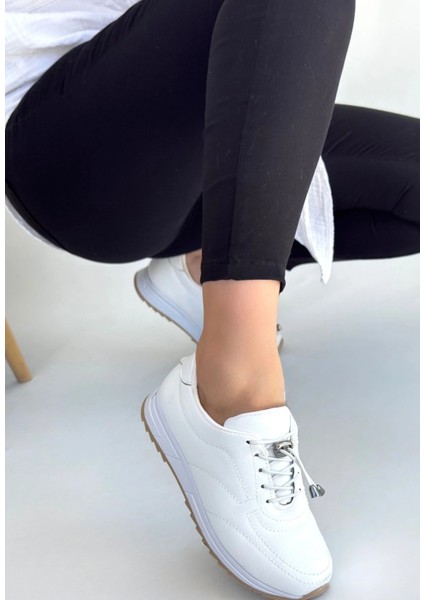 Finna Beyaz Cilt Bağcıklı Spor Ayakkabı fiyatları