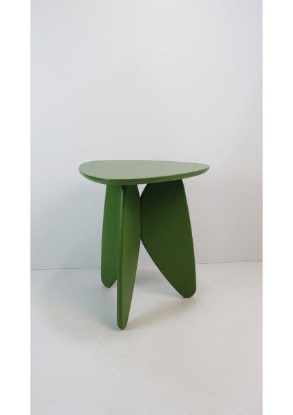 Kelebek Görünümlü Dekoratif 3 Ayaklı Modern Ziğon Yan Sehpa 48 cm