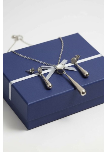 Çekmeceli Kutuda 925 Ayar Gümüş Sallantı Set Kadın fiyatları