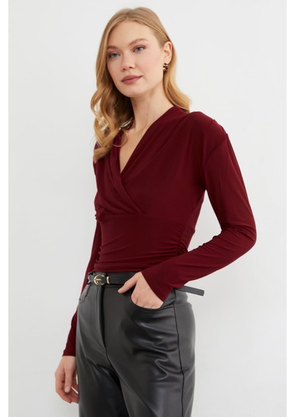Omuz Vatkalı Kruvaze Yaka Bluz fiyatları