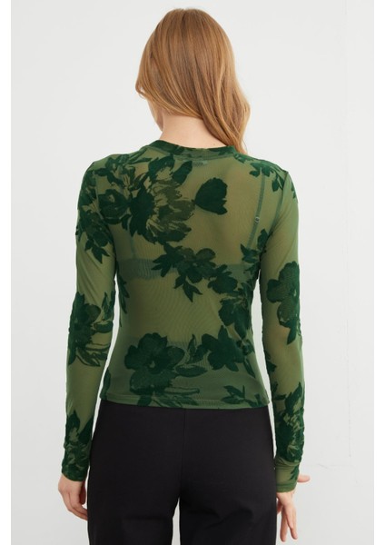 Çiçek Desenli Transparan Bluz