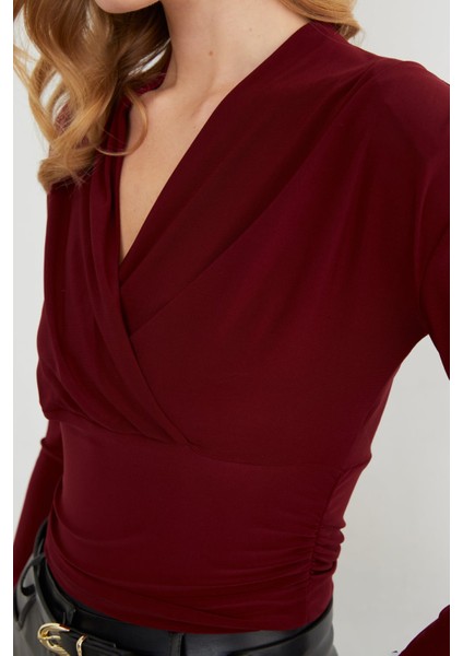 Omuz Vatkalı Kruvaze Yaka Bluz indirimleri