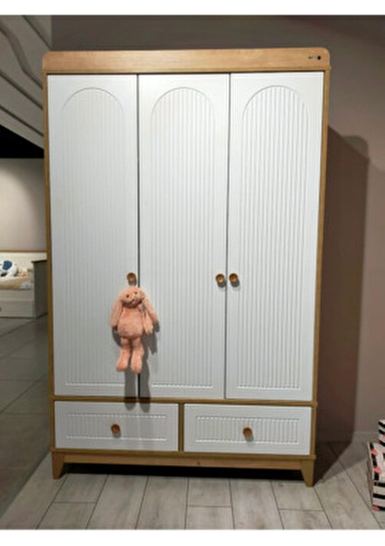 Strada 3 Kapılı Modern Tasarımlı Dolap, MDF Malzeme ile Bebek ve Genç Odası İçin fırsatları