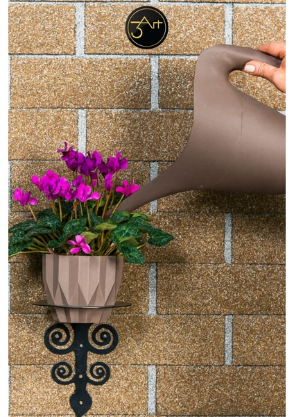 Duvar Tipi Saksılık - Estetik Ferforje Tasarım