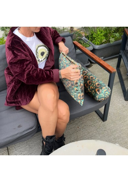 Tavus Kuşu Fısıltısı, Dolgulu Kadife Digital Baskılı Yastık modelleri