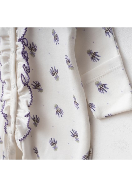 Sevimli Fırfırlı Lavanta Desenli Kendinden Eldivenli 0-3 Ay Bebek Tulum Seti fırsatları