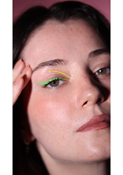 Likit Eyeliner Yeşil 3.5 gr İnce Uçlu Kolay Uygulama ile Suya Dayanıklı Özellikte modelleri