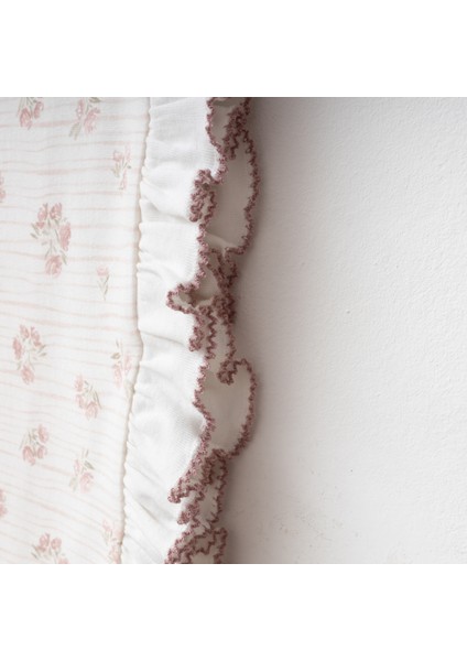 Şık Fırfırlı Çiçek Desenli Bebek Battaniyesi %100 Pamuk fırsatları