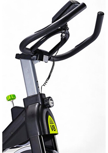 Spin Bike V8 Kondisyon Bisikleti 29 kg Taşıma Kapasitesi Manuel Direnç ve LCD Gösterge