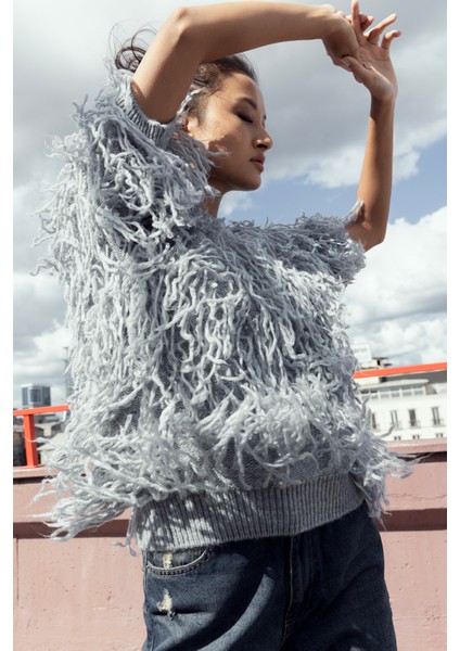 Püsküllü Triko Kazak