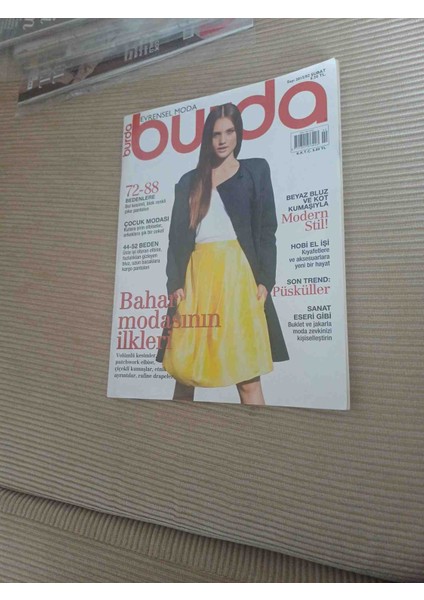 Evrensel Moda Burda Dergisi Sayı 2015/02 Subat Ayi Patron Mevcut