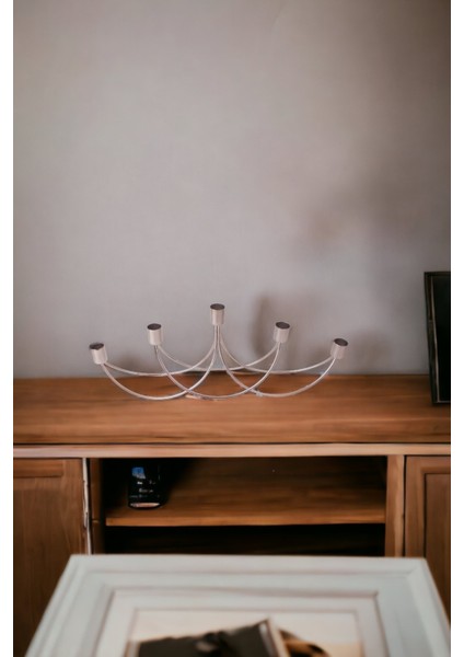 Şık Gümüş Ferforje 5 Başlıklı Dekoratif Şamdan ve Mumluk