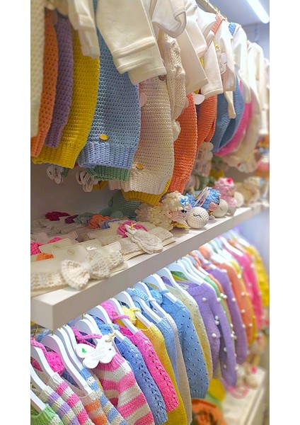 El Örgüsü %100 Pamuk Ekru Ponponlu Hırka