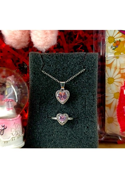 Hediye Kutusu Karışık Gül,kolye Yüzük, Çiçek, Kar Küresi, Peluş, Hediye Kartı, Kalp Kutu fiyatları